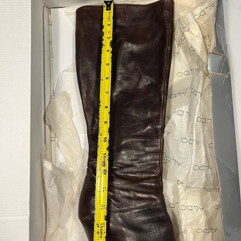 Women’s tall boots from Aldo. Dark brown/ burgundy size 9 - Picture 6 of 12
